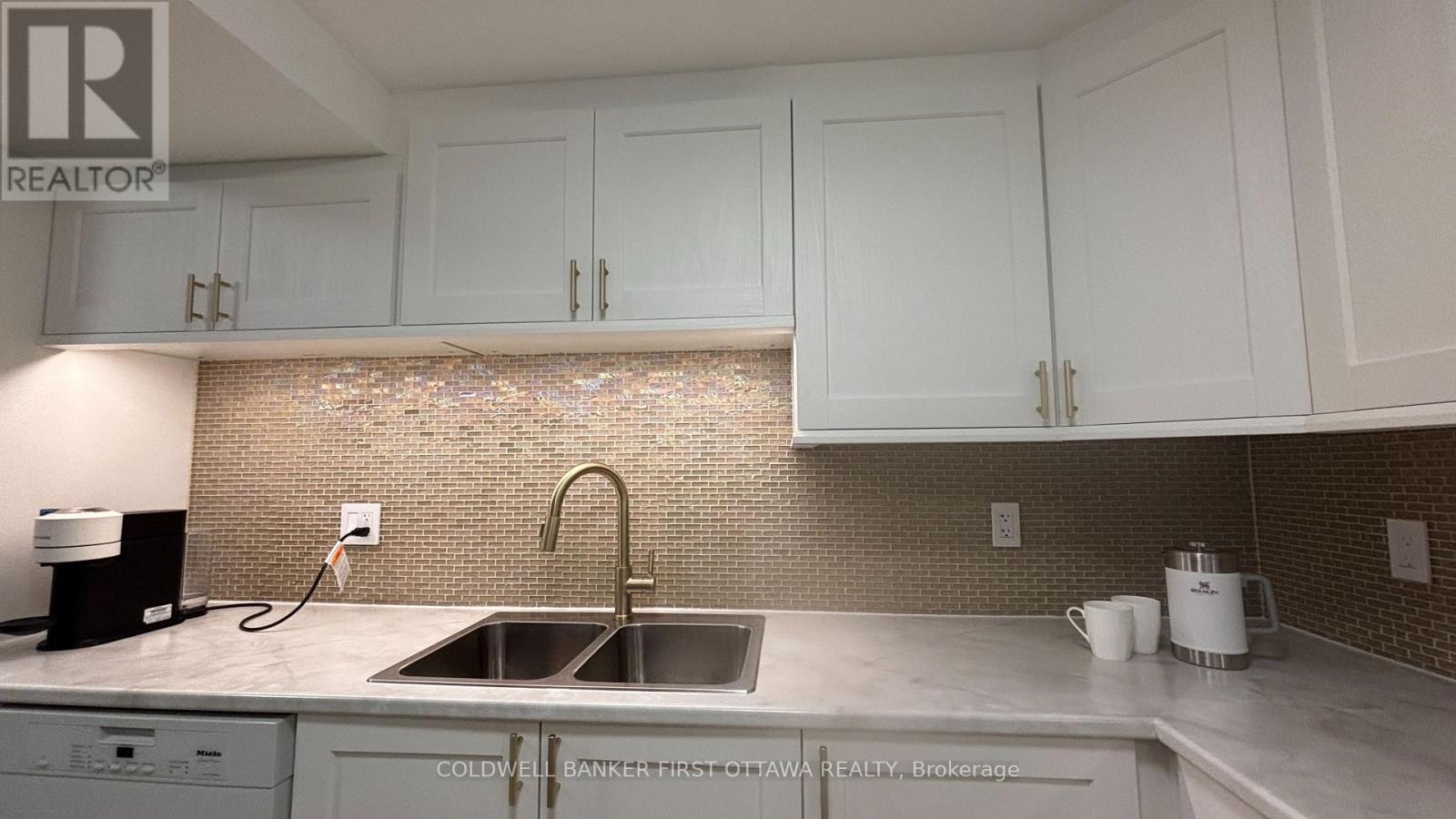 2 Bed, 2 Bath House for Rent in Ottawa – 1A – 142 WAVERLEY STREET, Ottawa – MLS# X13607128 - Image 9