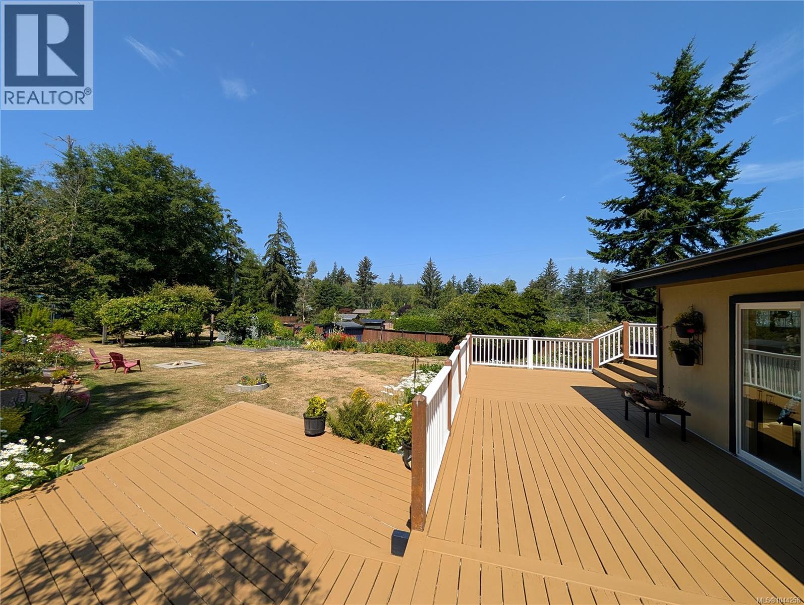 1638 Whiffin Spit Rd - 61