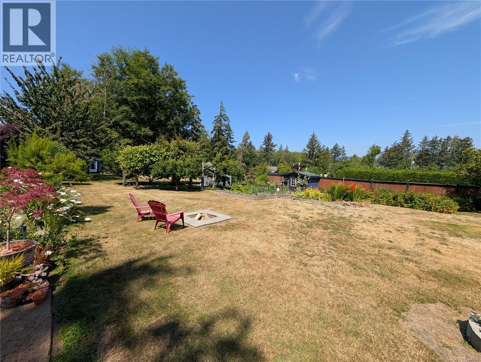 1638 Whiffin Spit Rd - 64