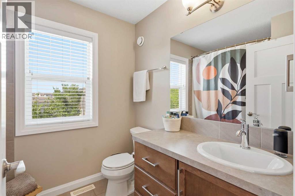 3204 Abbott Crescent SW - 22