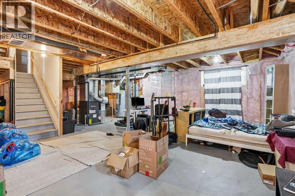 3204 Abbott Crescent SW - 27
