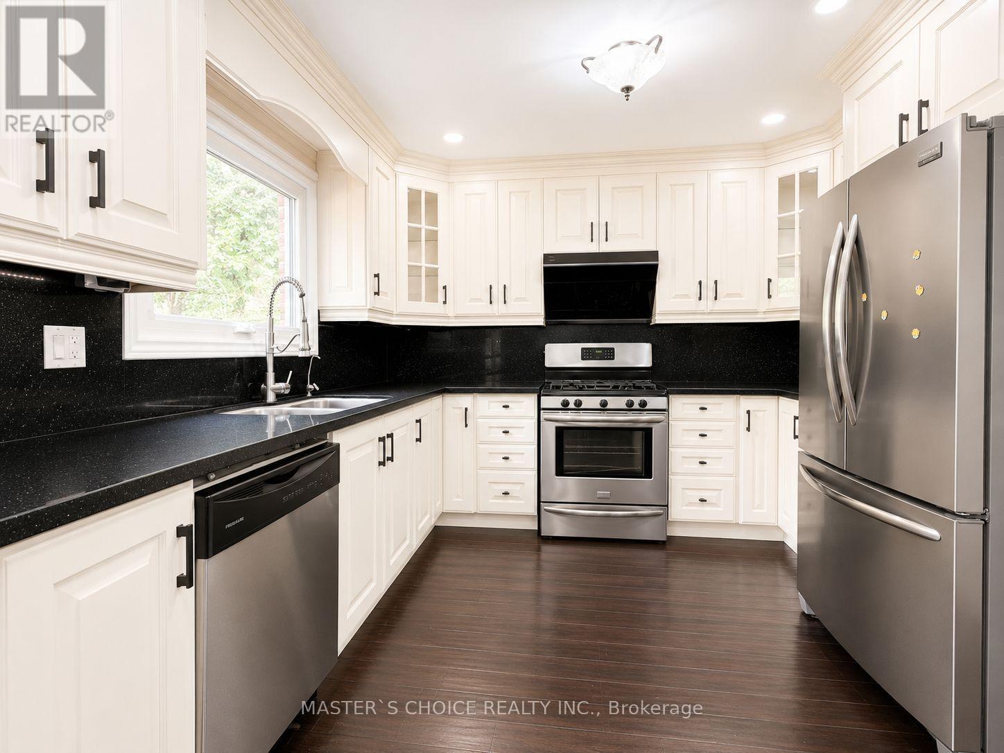 212 FINCHAM AVENUE - 10