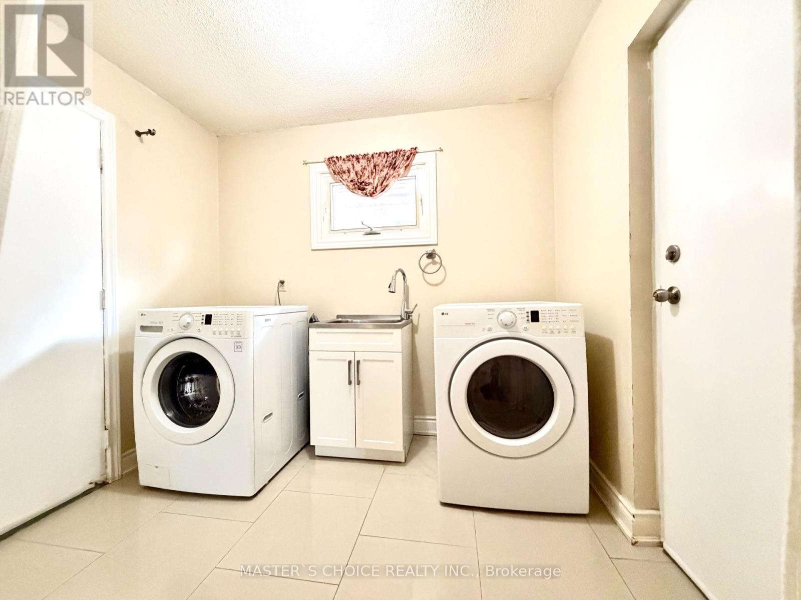 212 FINCHAM AVENUE - 15