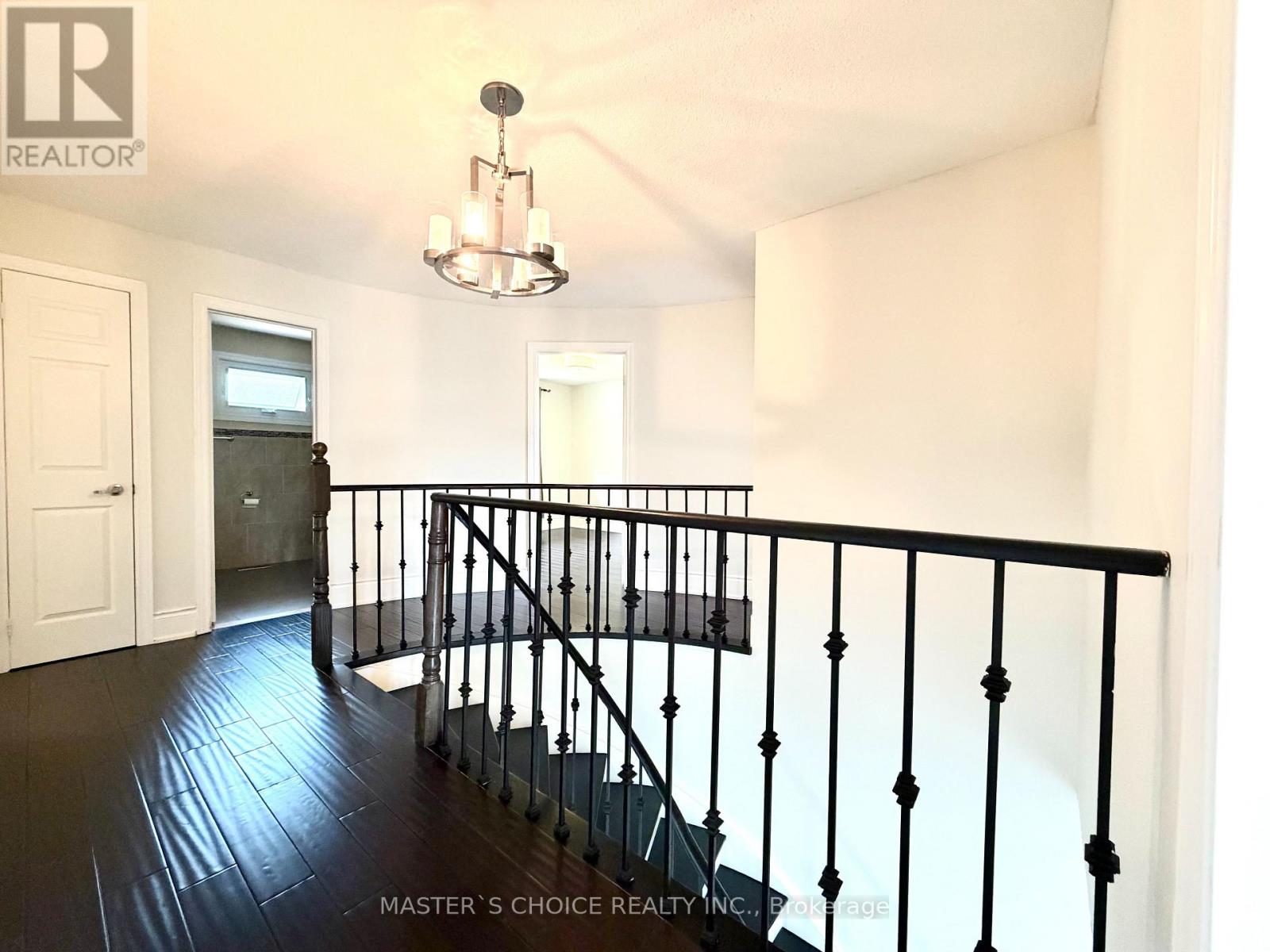 212 FINCHAM AVENUE - 16