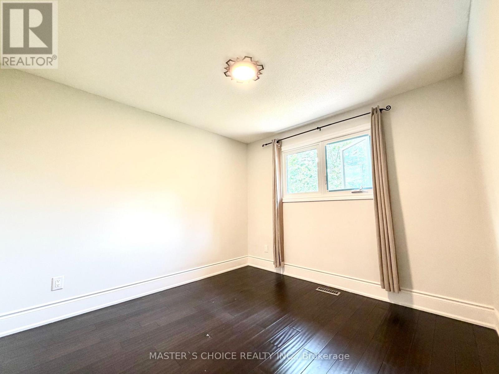 212 FINCHAM AVENUE - 20