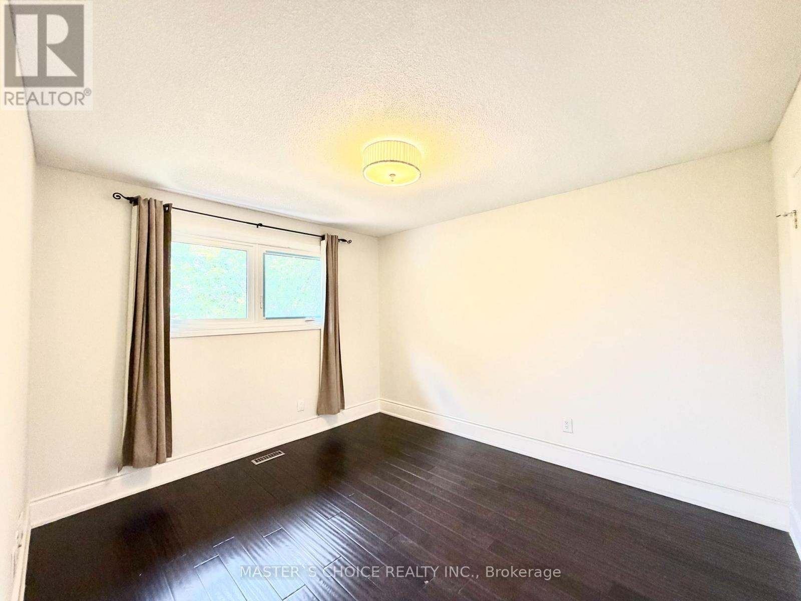 212 FINCHAM AVENUE - 22