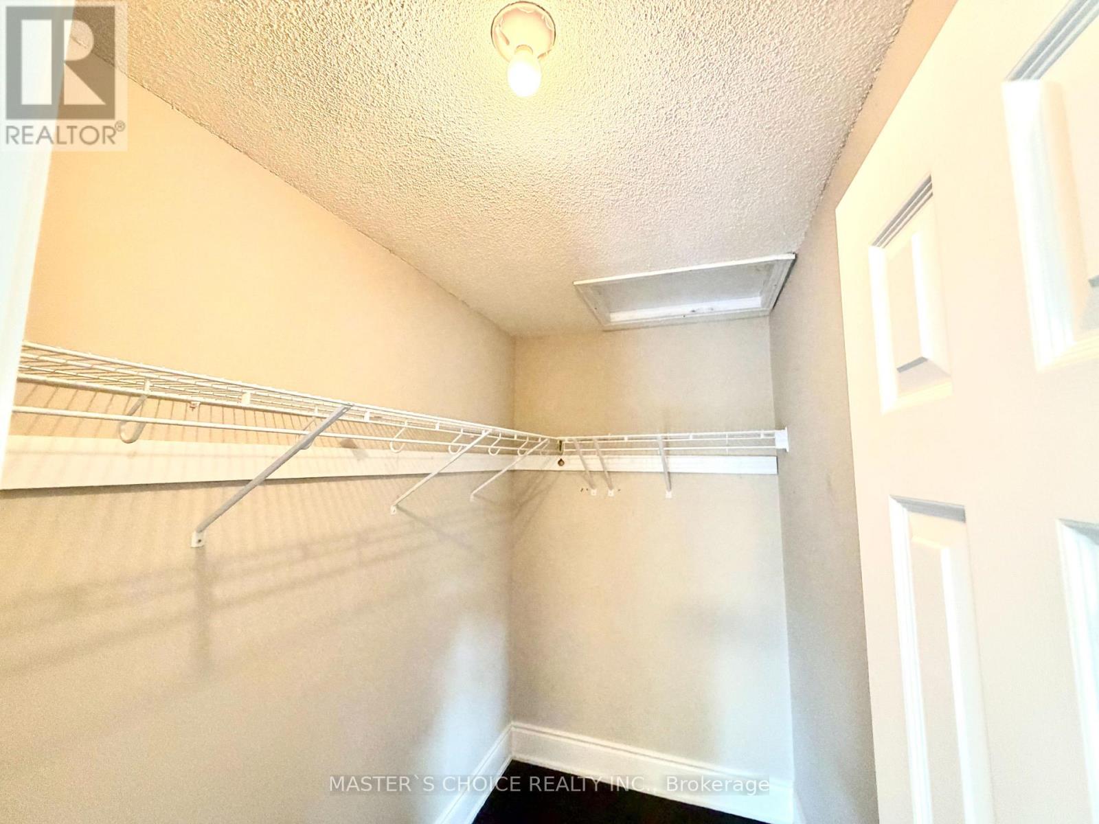 212 FINCHAM AVENUE - 23