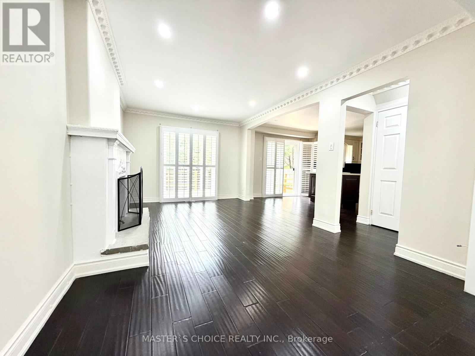 212 FINCHAM AVENUE - 7