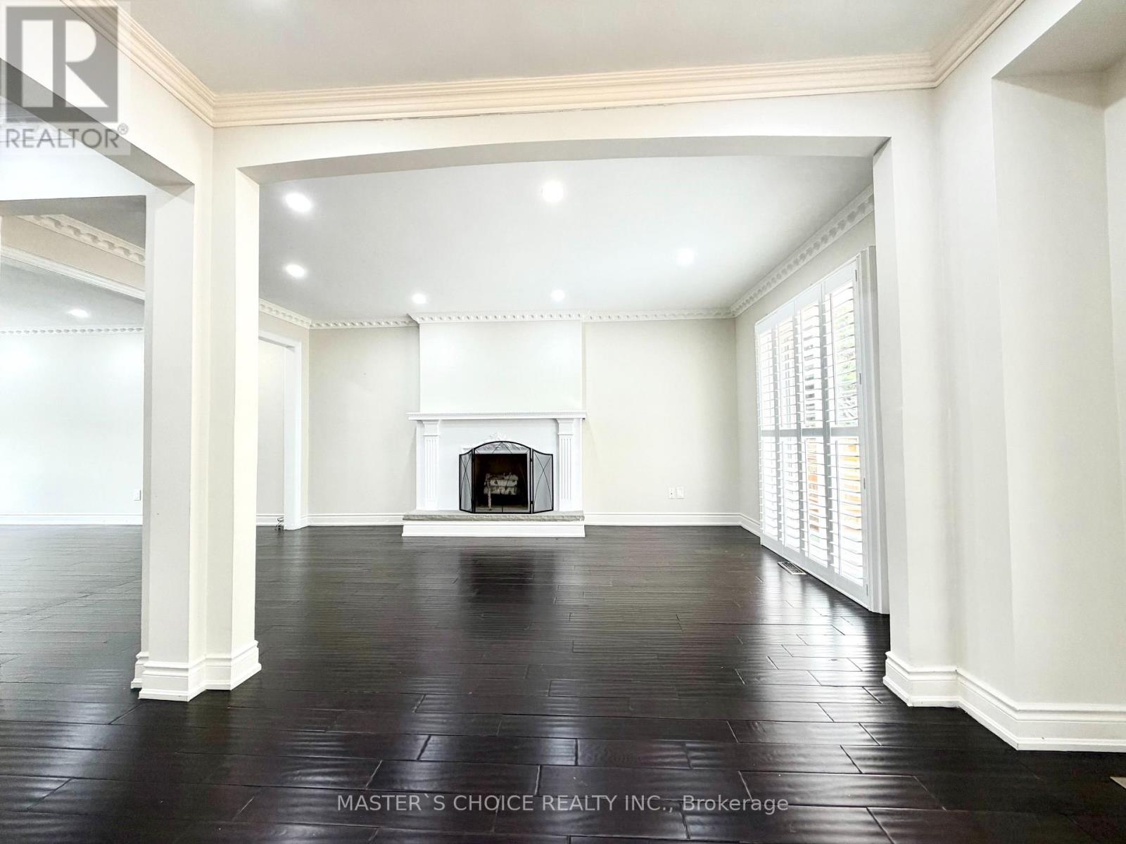 212 FINCHAM AVENUE - 8