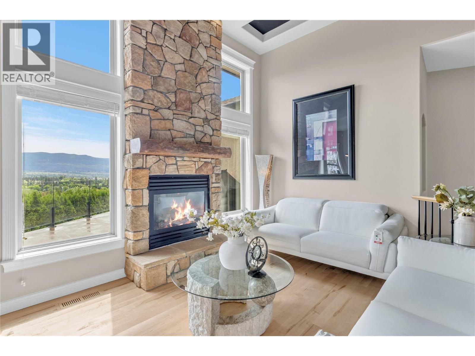 628 Spruceview Place S - 20