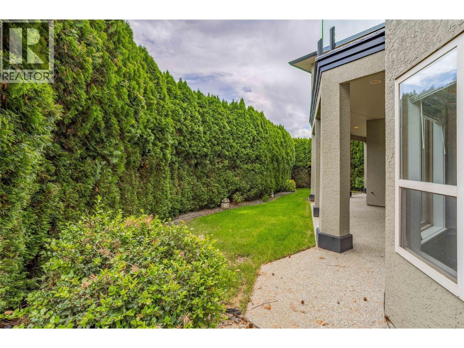 628 Spruceview Place S - 61