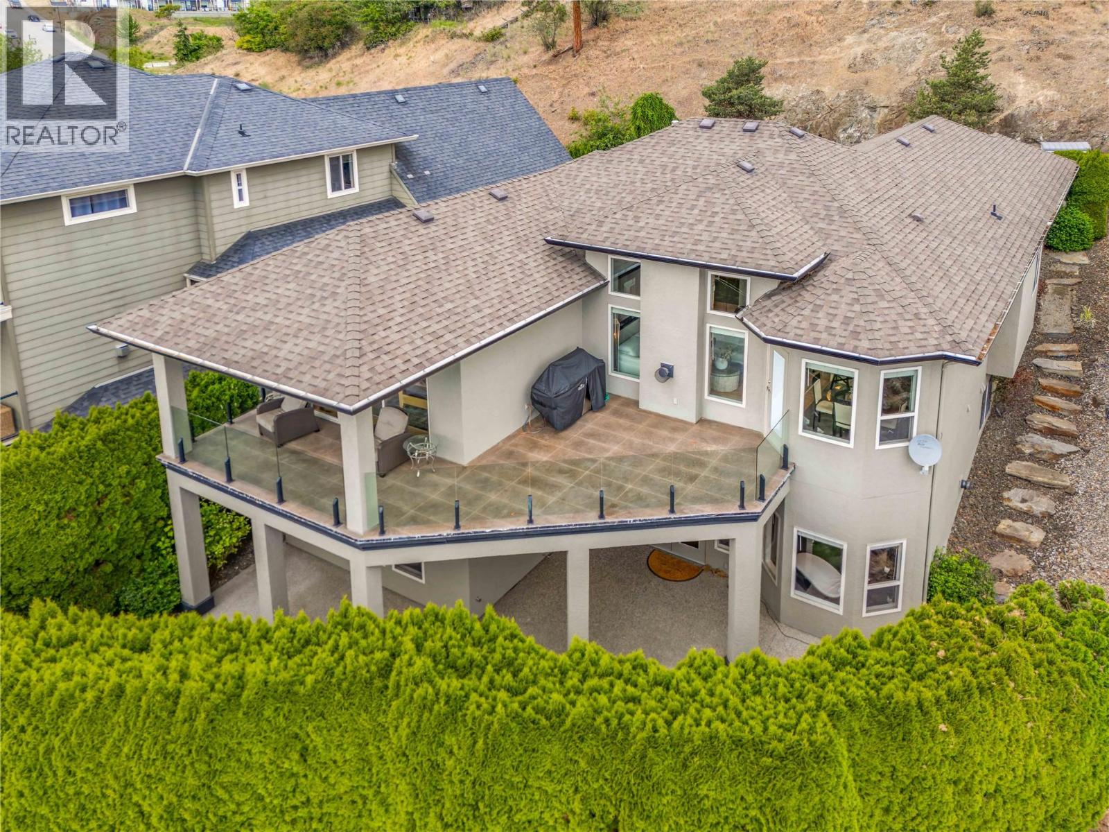 628 Spruceview Place S - 10