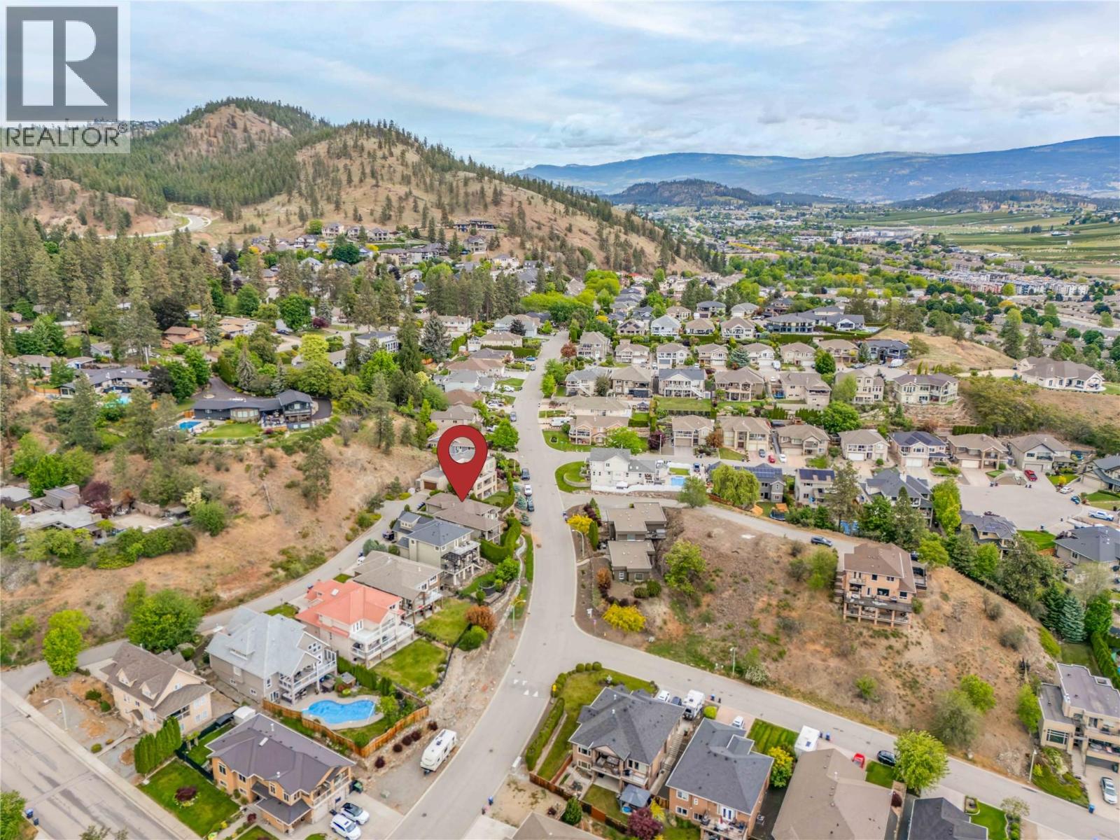 628 Spruceview Place S - 70