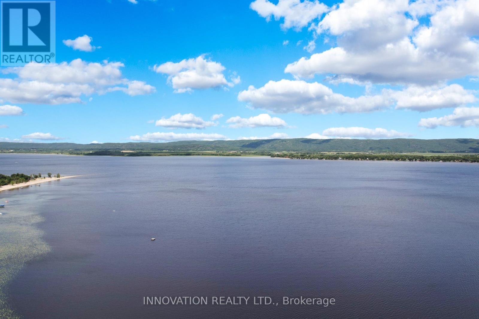 186 BAYVIEW DRIVE - 26