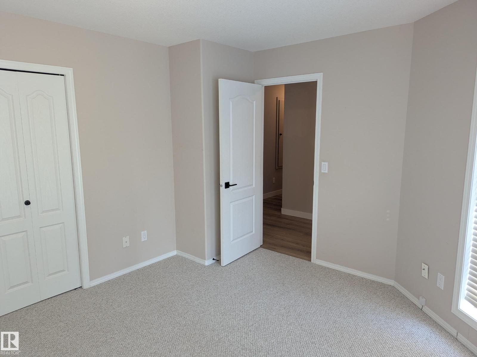 211 YOUVILLE DR E NW - 18