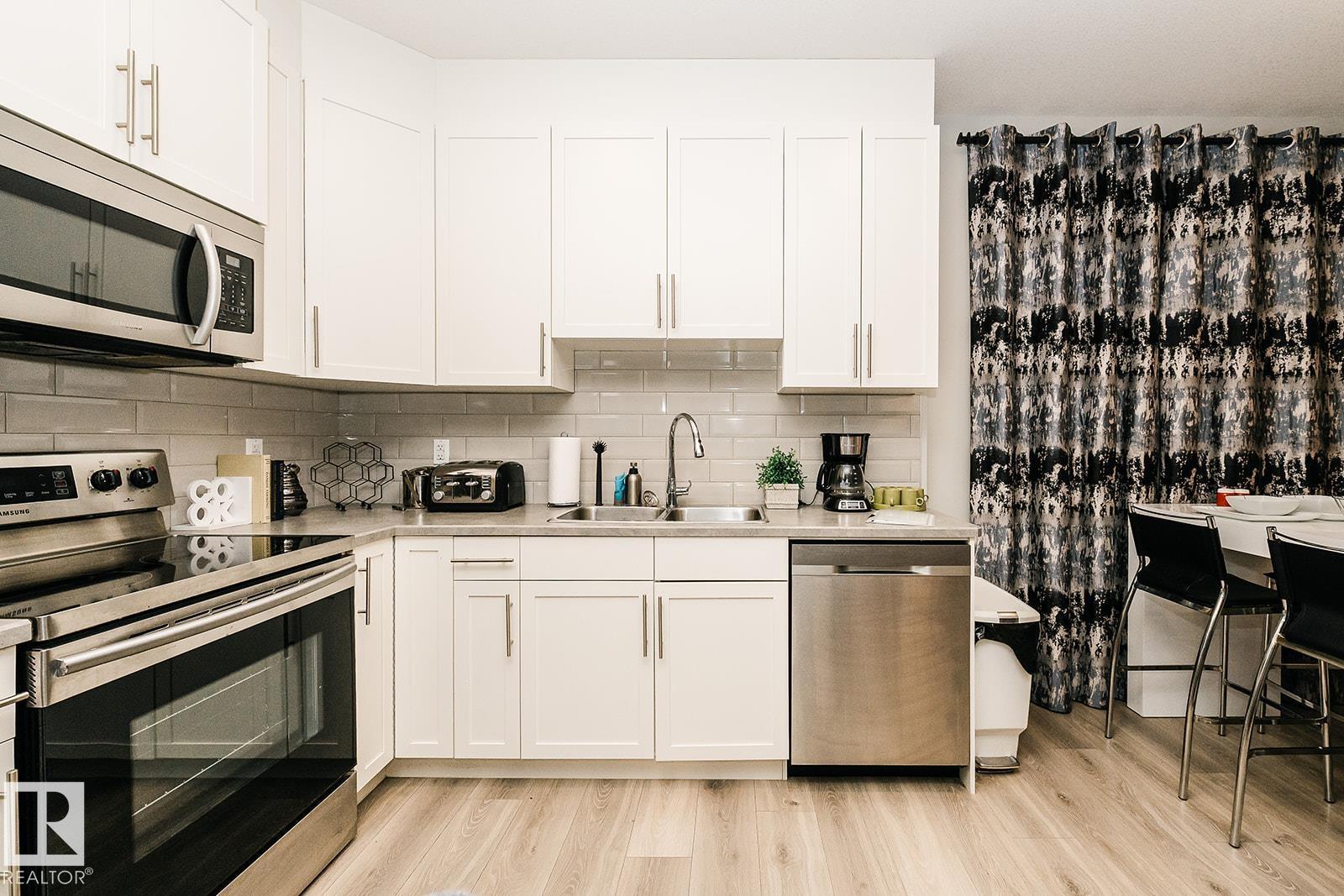 1399 WATT DR SW - 61