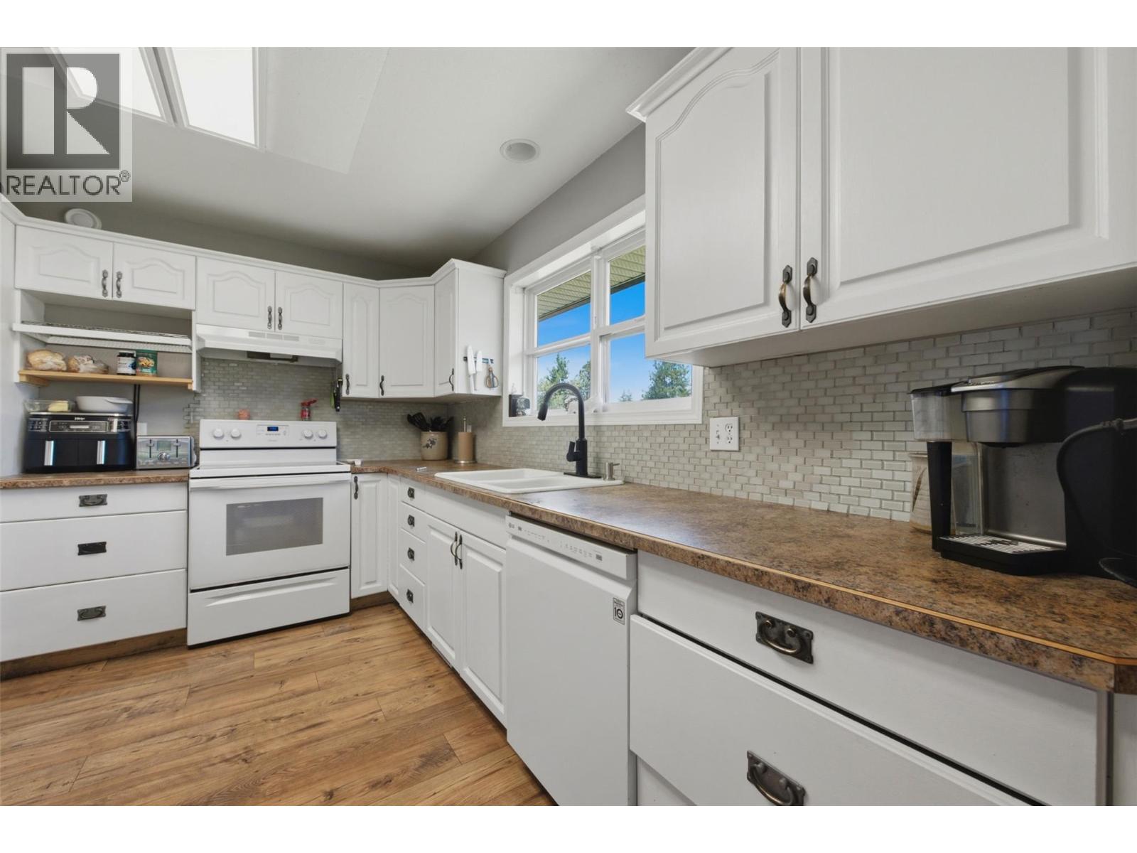  6127 Fathers Place, Kelowna