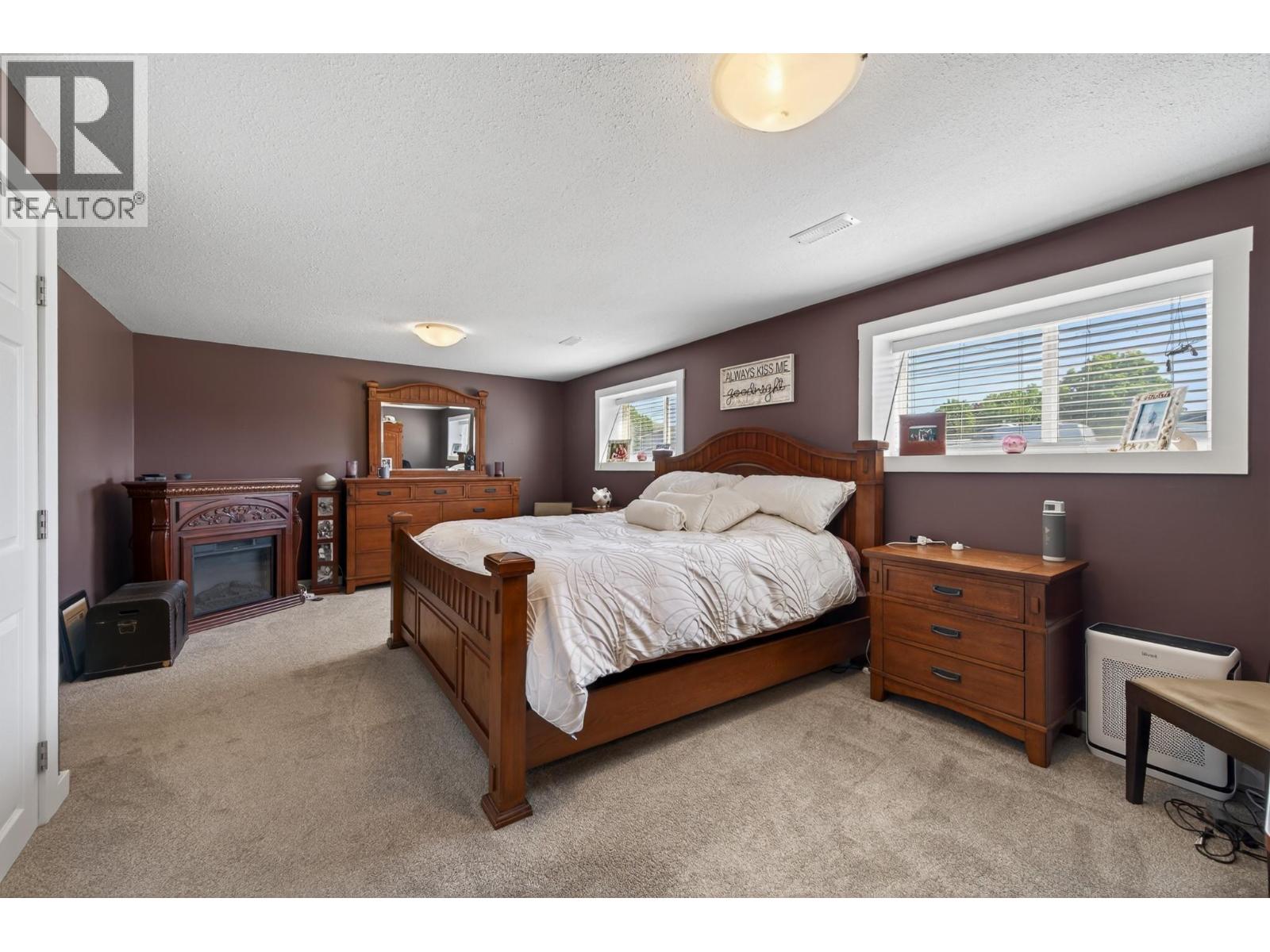 976 Holt Street - 22