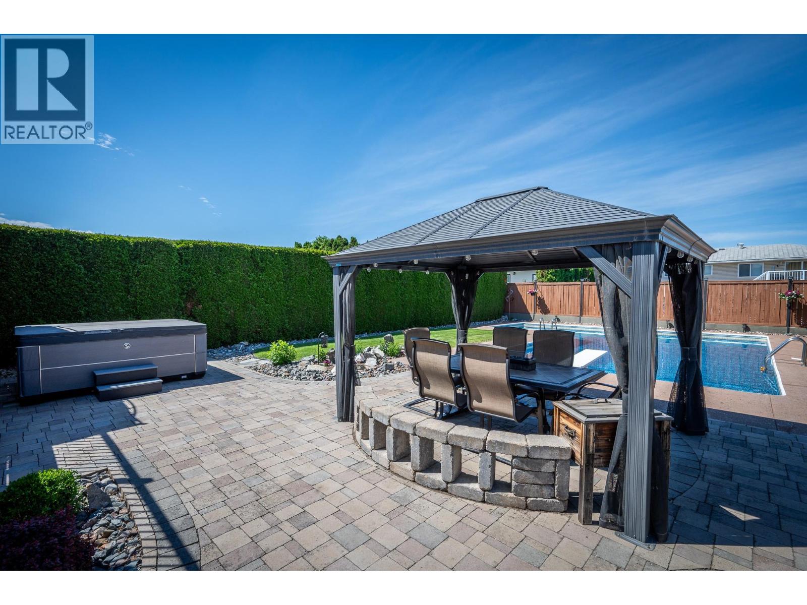 976 Holt Street - 28