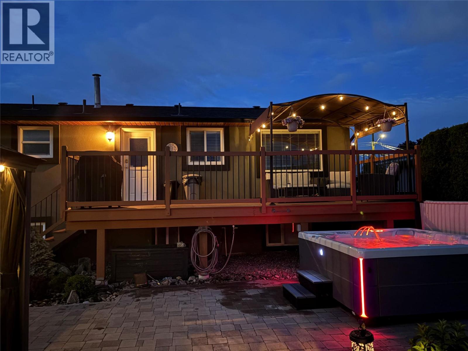 976 Holt Street - 39