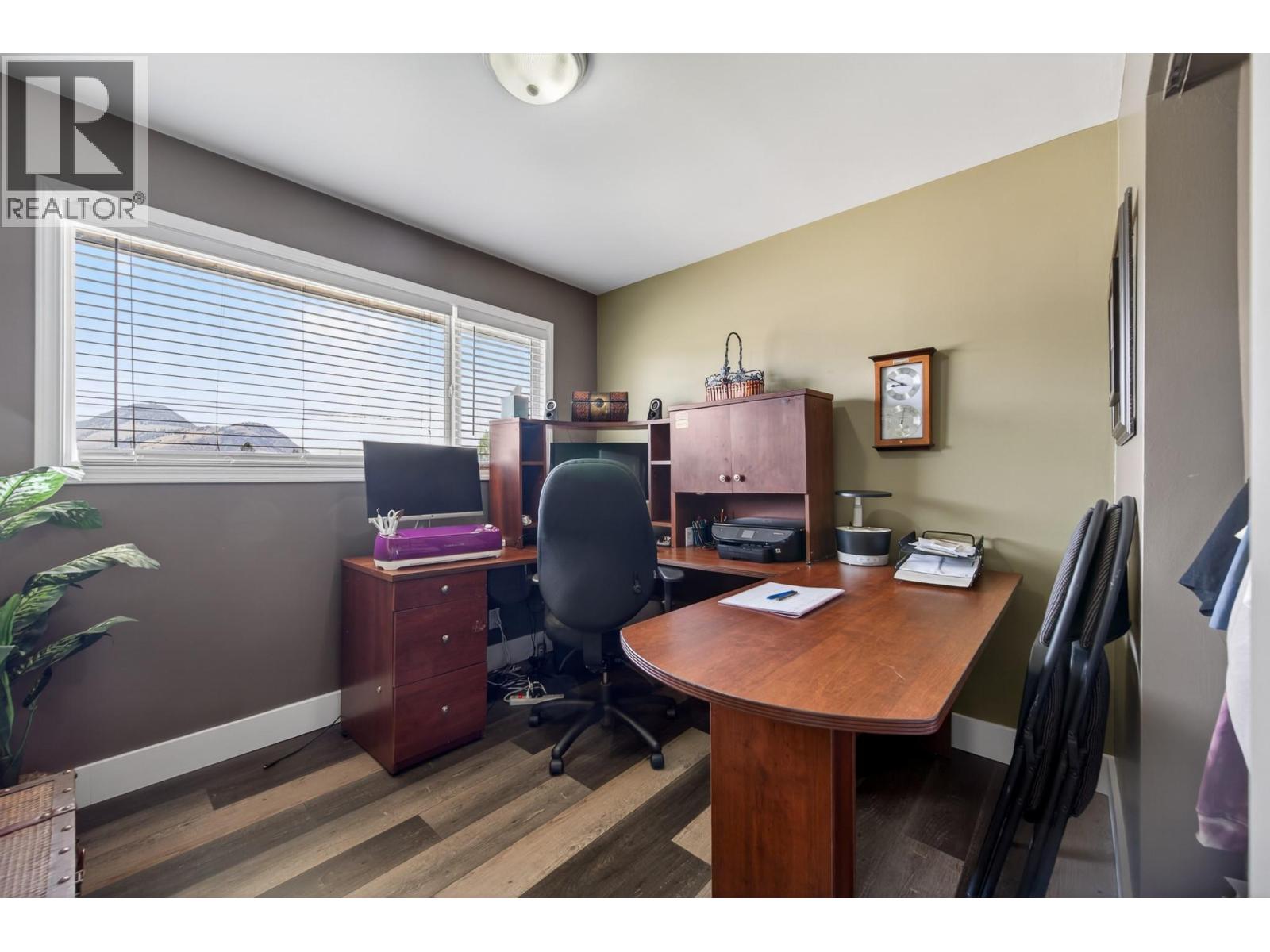 976 Holt Street - 14