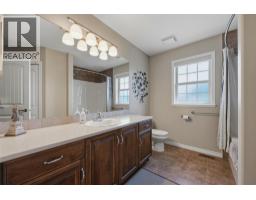 2249 Wilkinson Street, Kelowna, BC V1Y7Z1 Photo 38