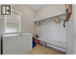 Kitchen - 2249 Wilkinson Street, Kelowna, BC V1Y7Z1 Photo 20