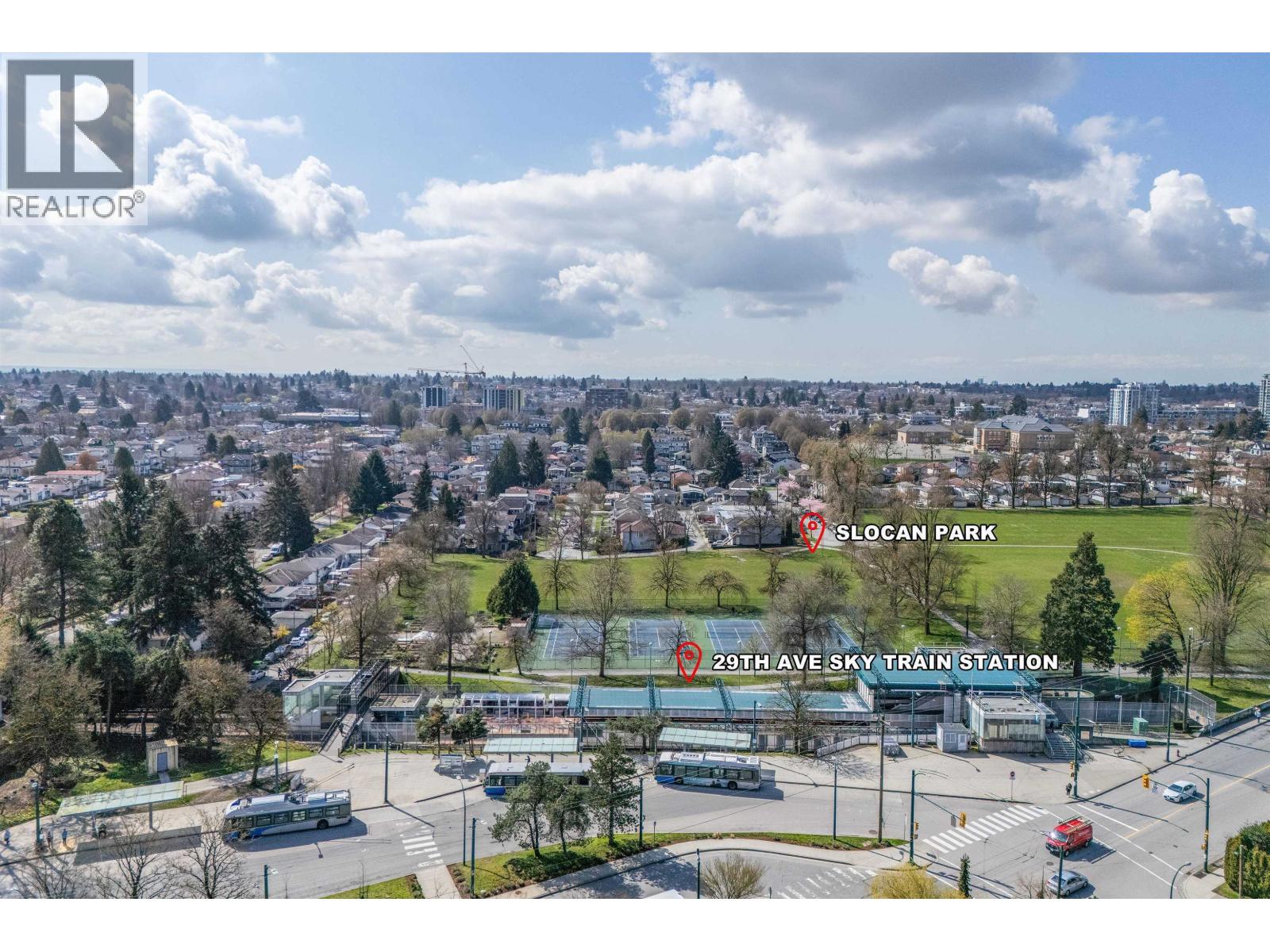 3 Bed, 2 Bath House for Sale in Vancouver – 3075 KINGS AVENUE, Vancouver – MLS# R3111084 - Image 4