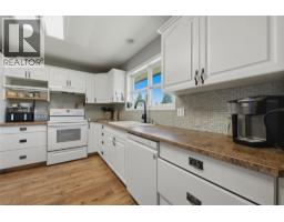 6127 Fathers Place, Kelowna, BC V1X7V2 Photo 32