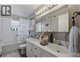 6127 Fathers Place, Kelowna, BC V1X7V2 Photo 44
