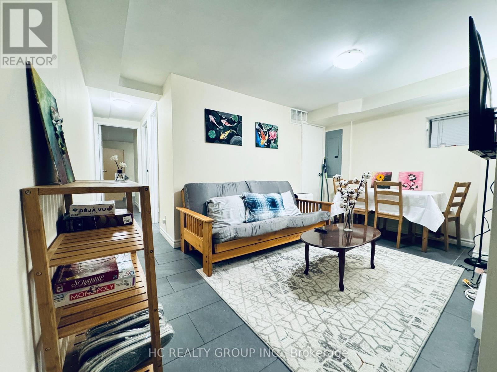Photo of 629 Bathurst Street