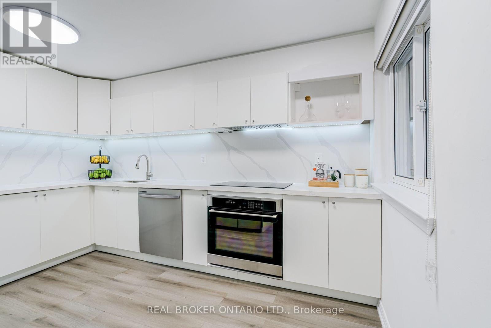 #62 130 LING ROAD - Image 9