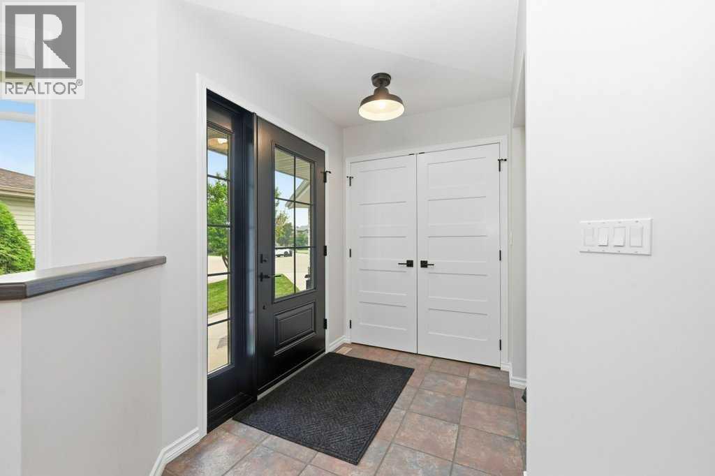 23 Dann Close - Image 3