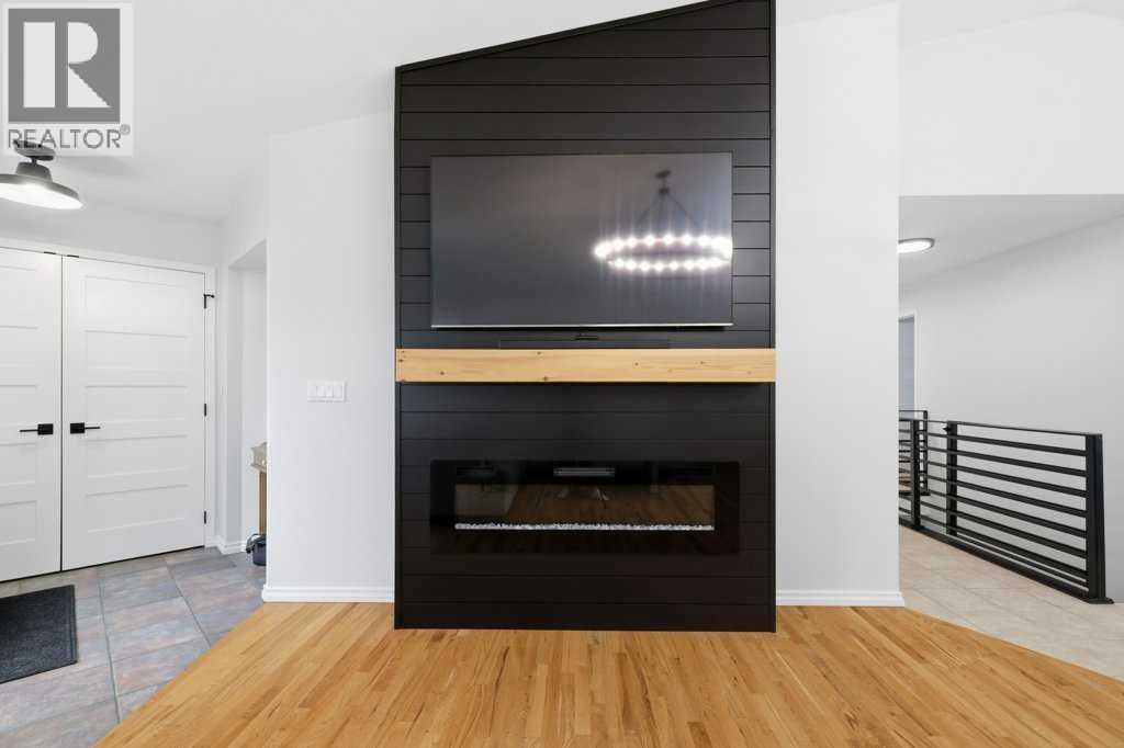 23 Dann Close - Image 5