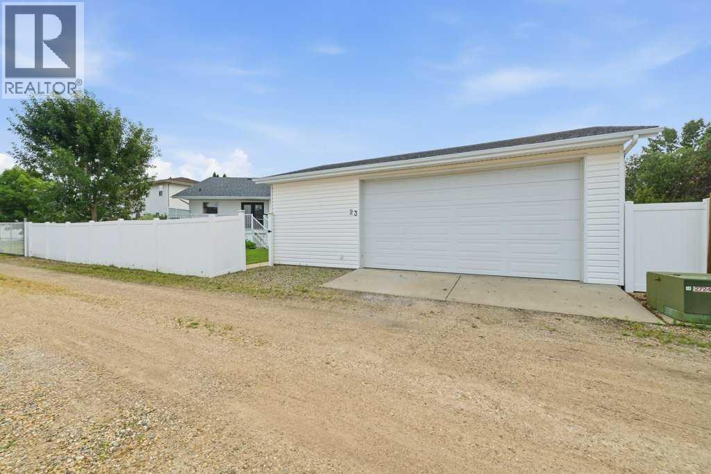 23 Dann Close - Image 36