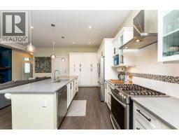1461 Dayton Street, Coquitlam, BC V3E3H2 Photo 9