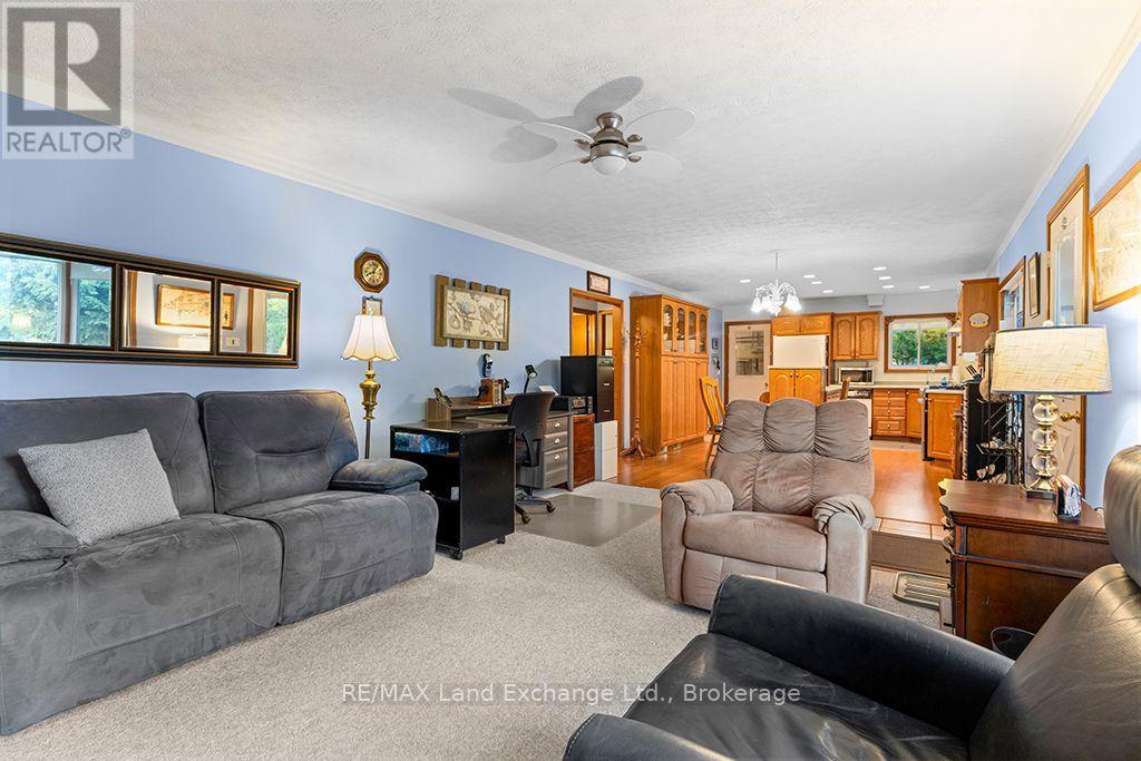 334 COLE BOULEVARD - Image 10