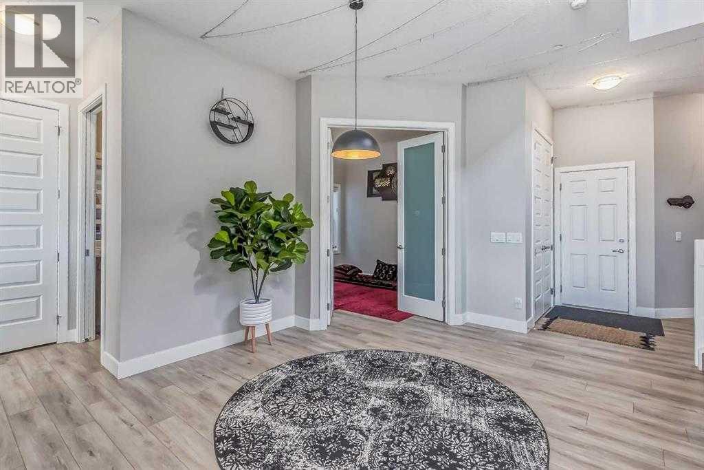 155 Lucas Terrace NW, Livingston, Calgary photo 3