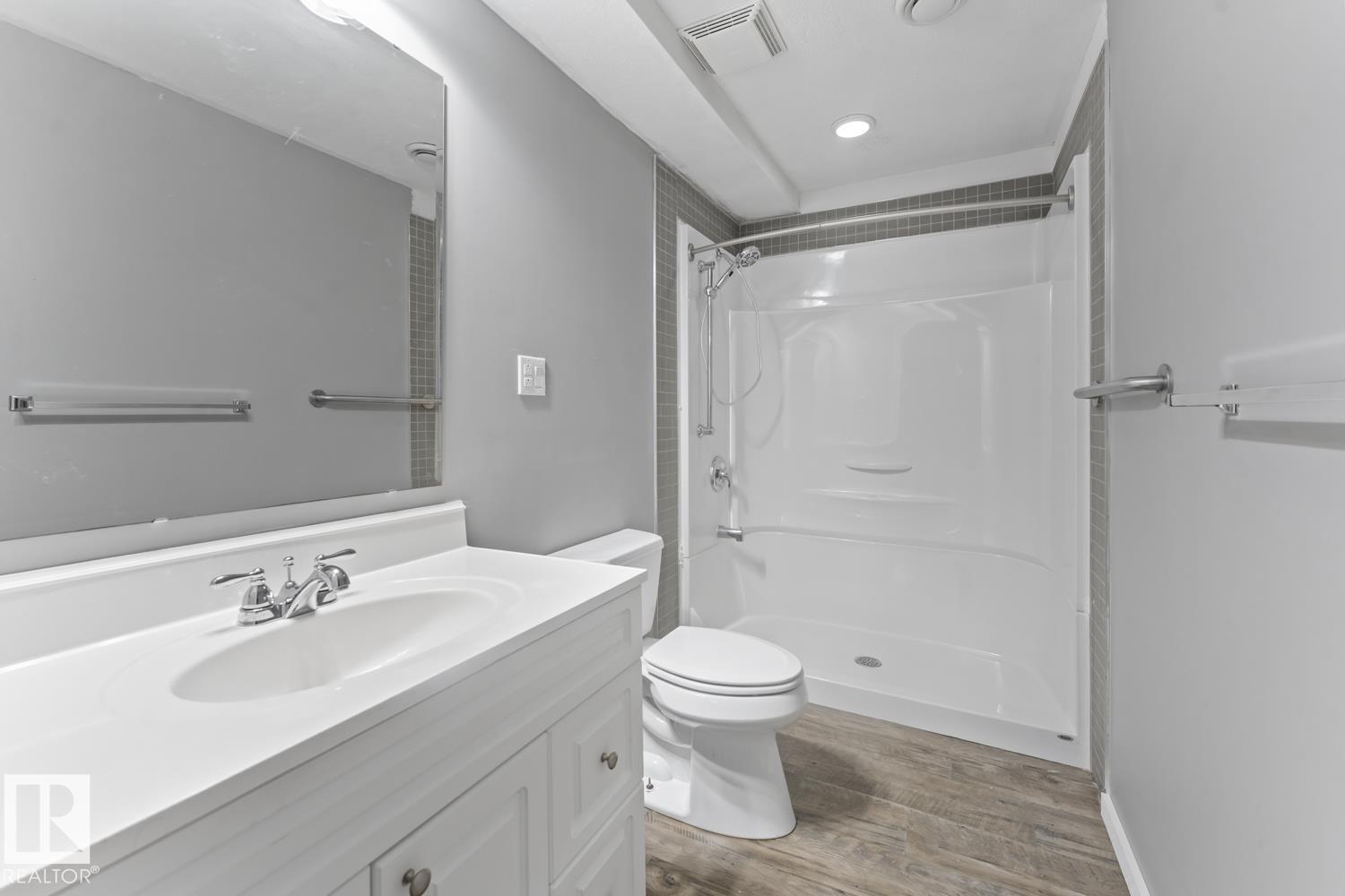 4412 51 AV - Image 21