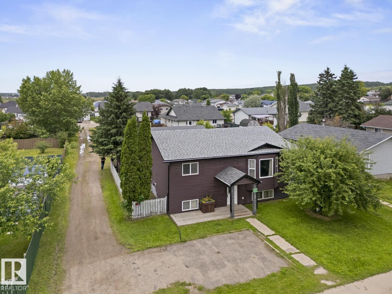 4412 51 AV - Image 3