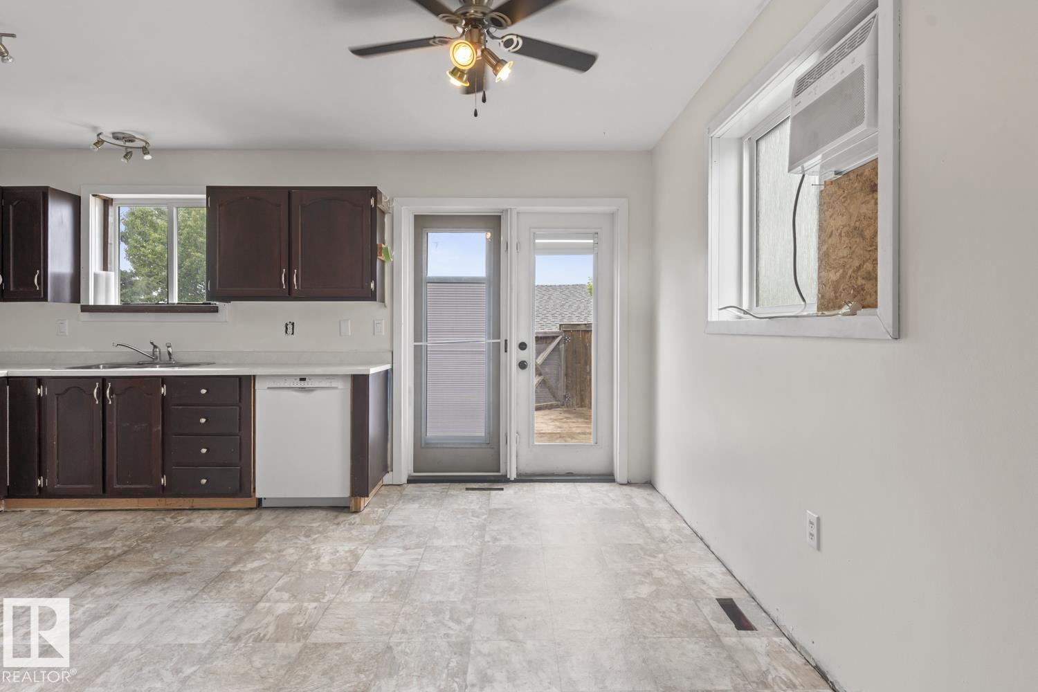 4412 51 AV - Image 7