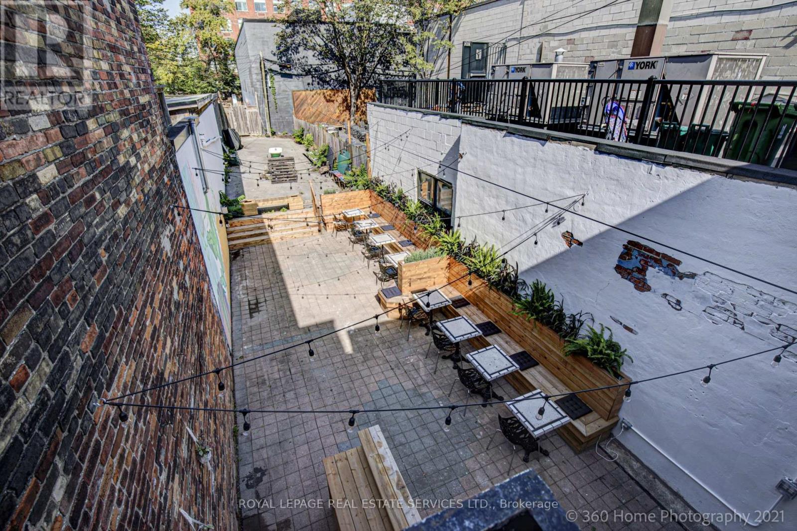 1294 QUEEN STREET W