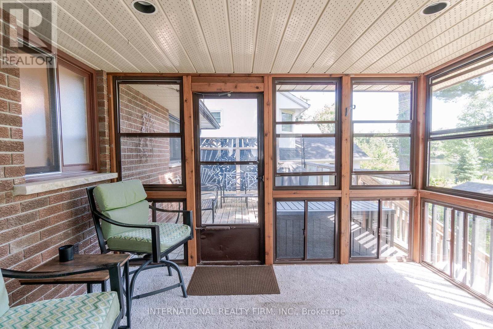 324 BETHUNE DRIVE N - 14
