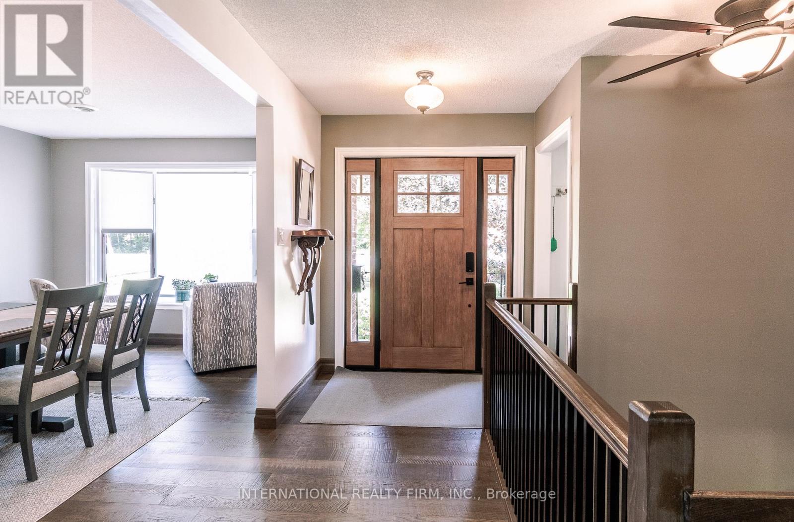 324 BETHUNE DRIVE N - 6