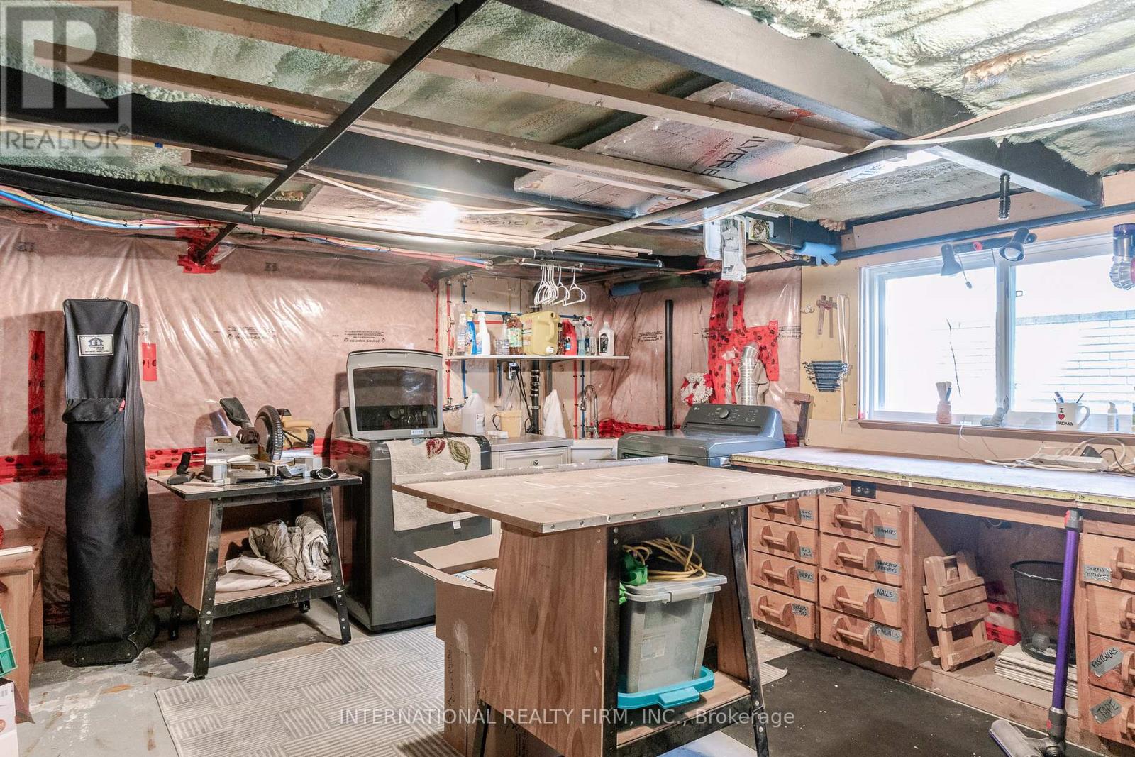 324 BETHUNE DRIVE N - 26