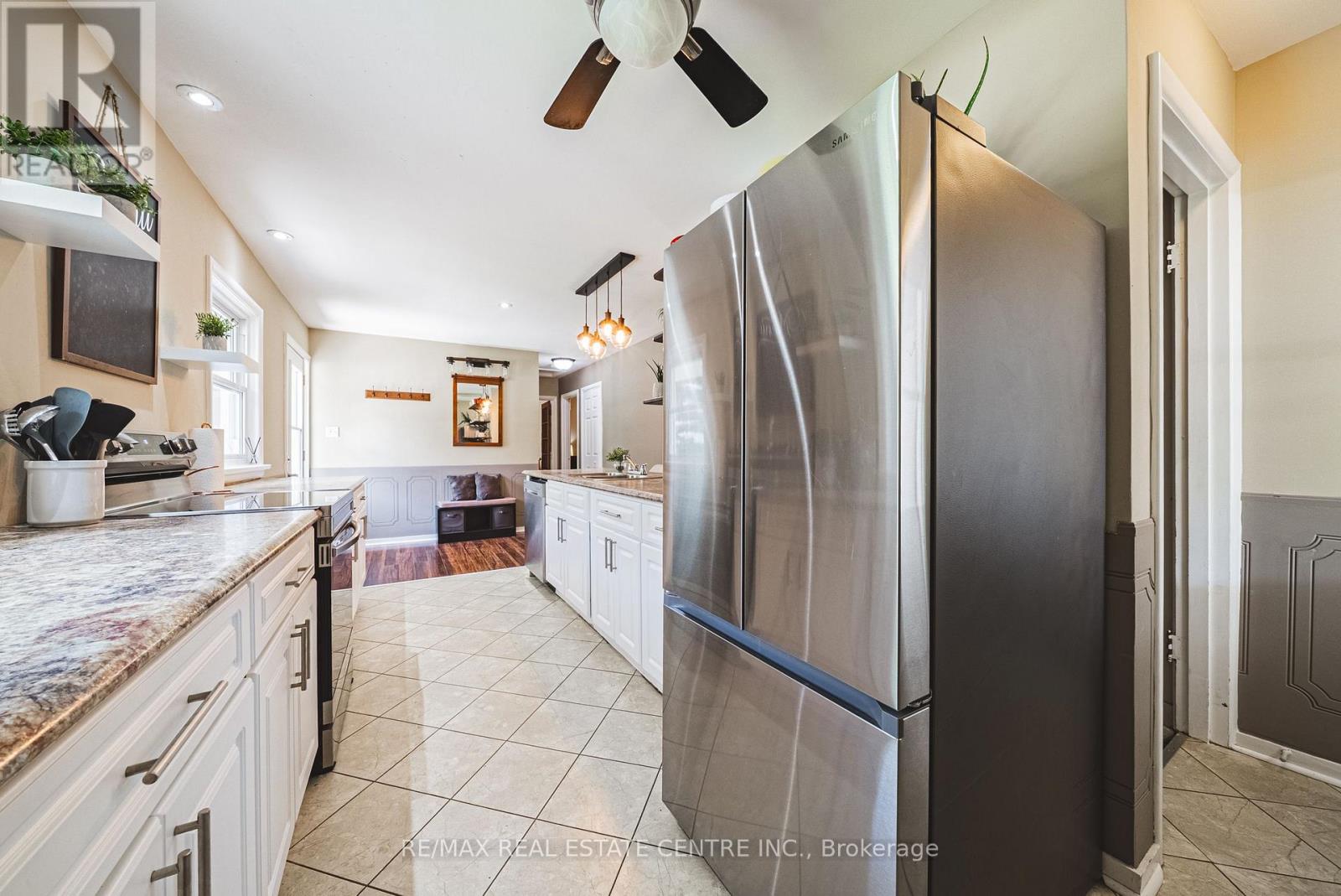 15 DALE AVENUE - 15