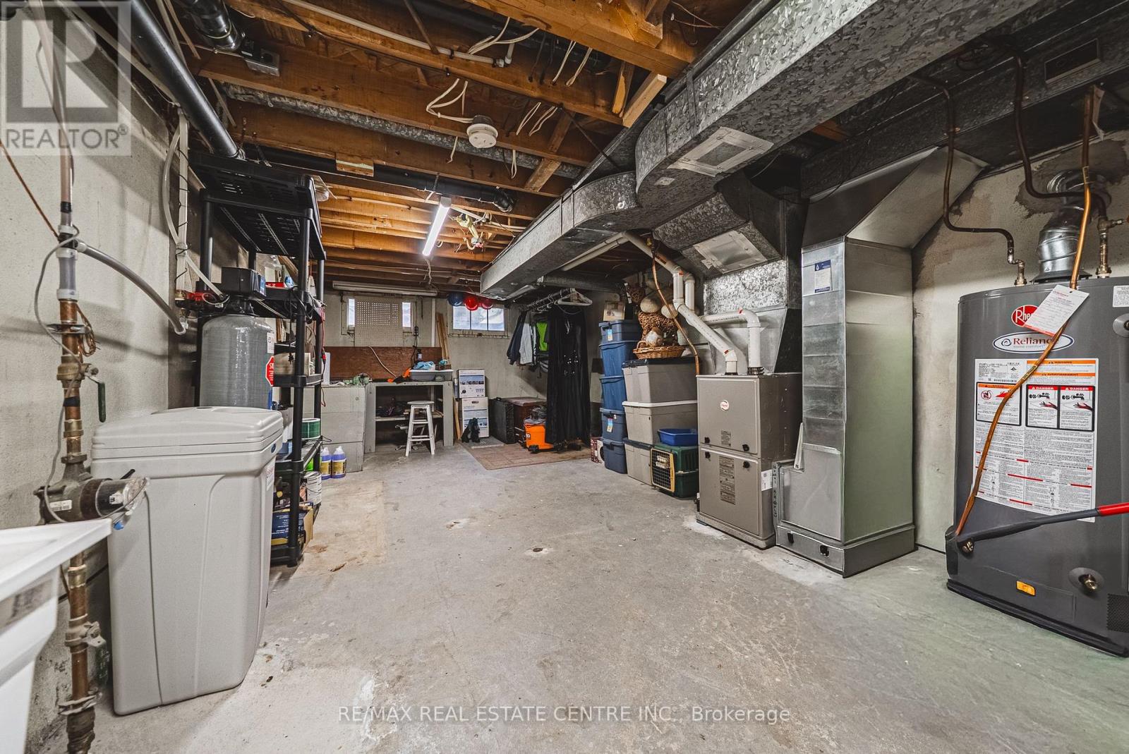 15 DALE AVENUE - 34