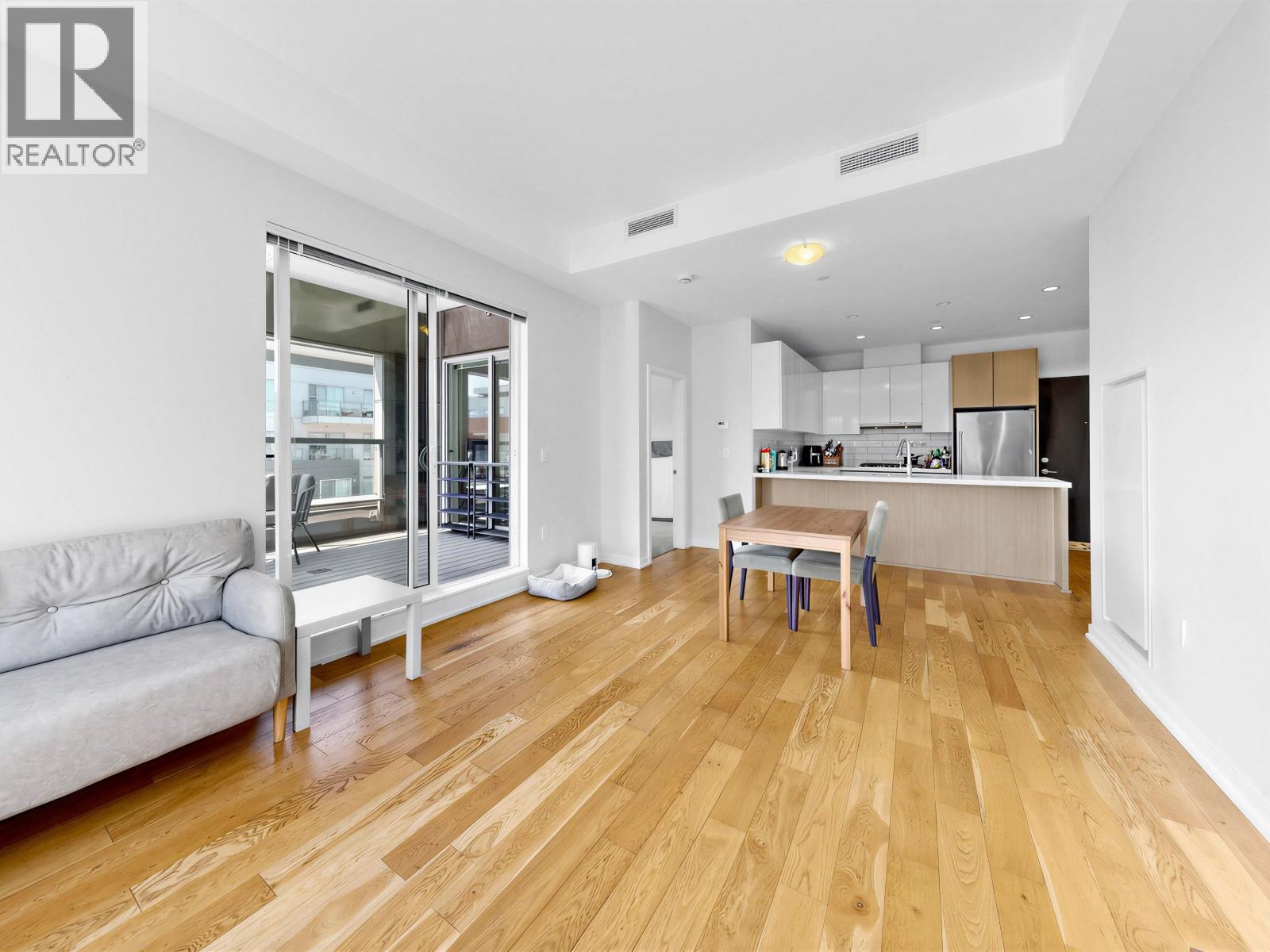 #617-7008 RIVER Parkway, Richmond