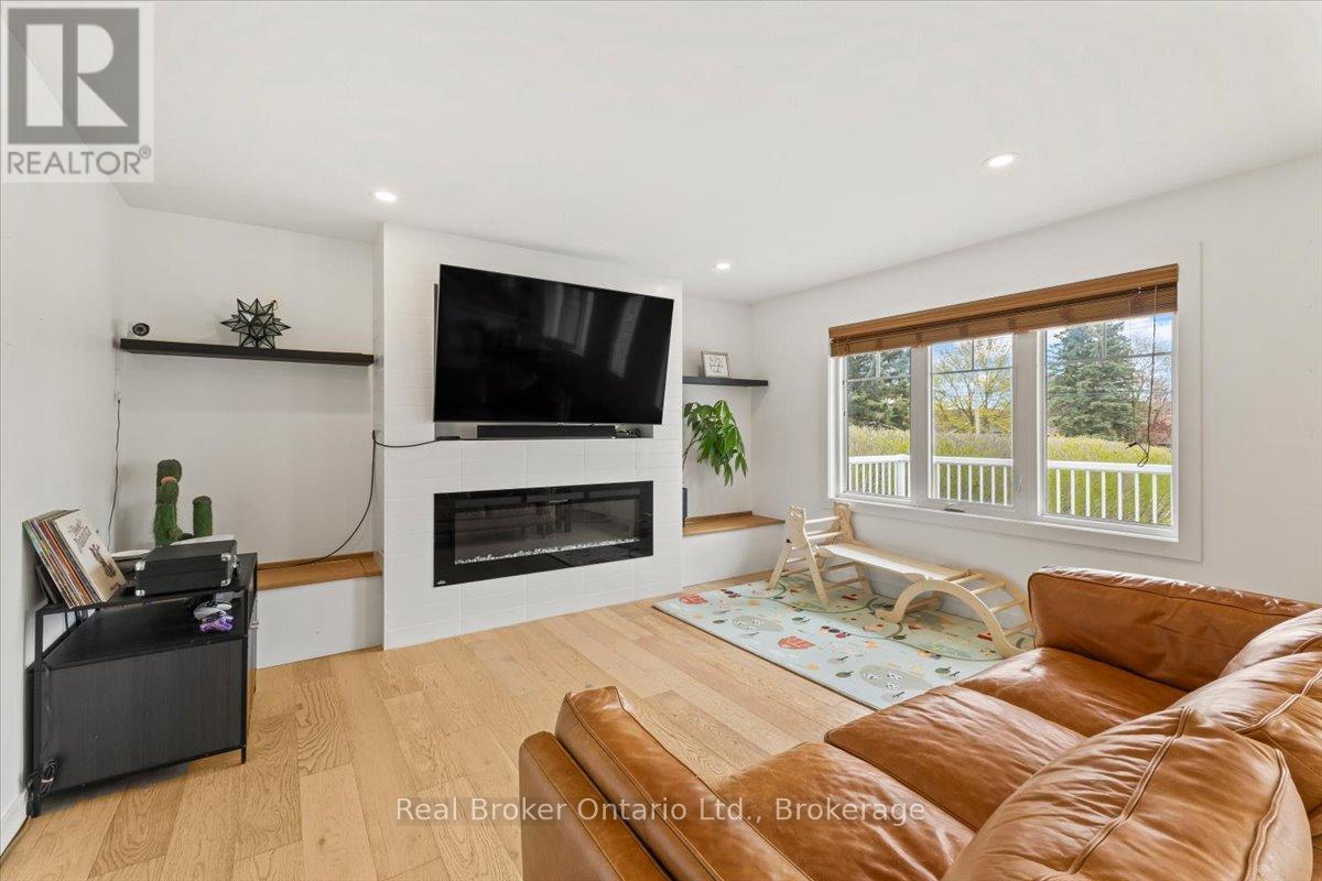 1050 9 HIGHWAY - 9
