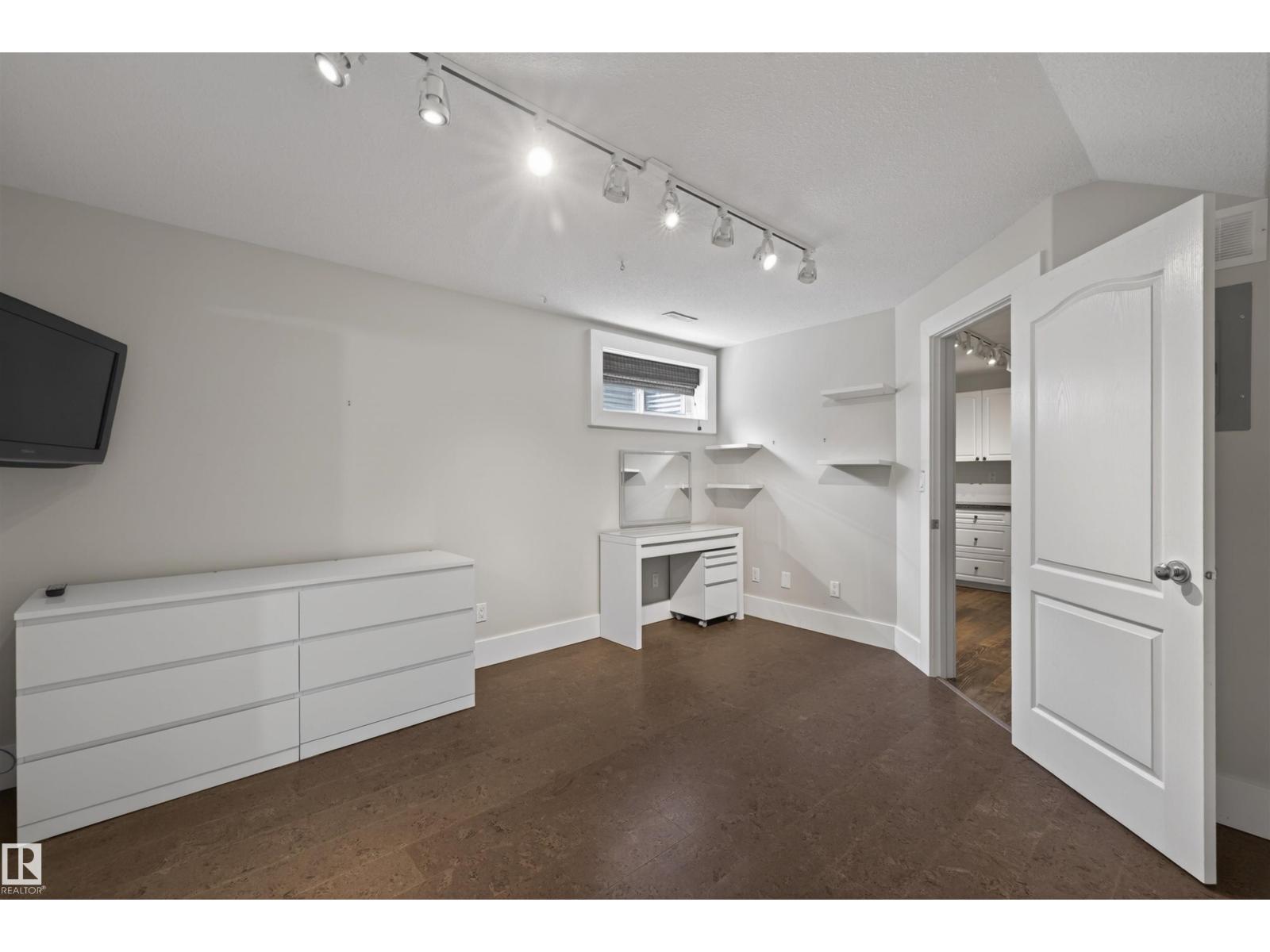 51574 RGE ROAD 225A - 39